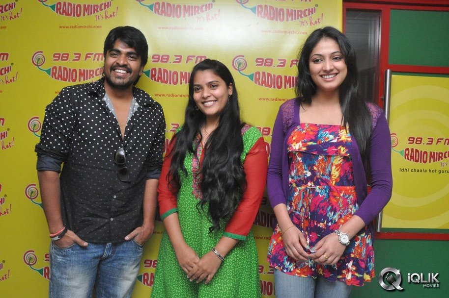 Galata-Movie-Team-at-Radio-Mirchi